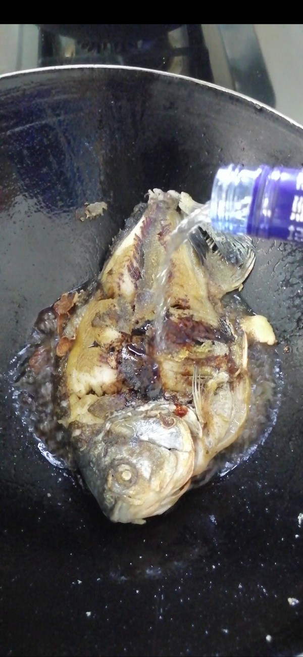 紅燒昌扁魚的做法-咸鮮味煮菜譜