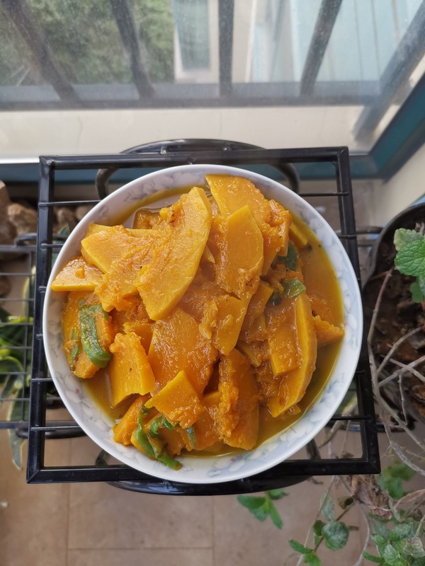 青椒炒南瓜的做法-家常味炒菜譜