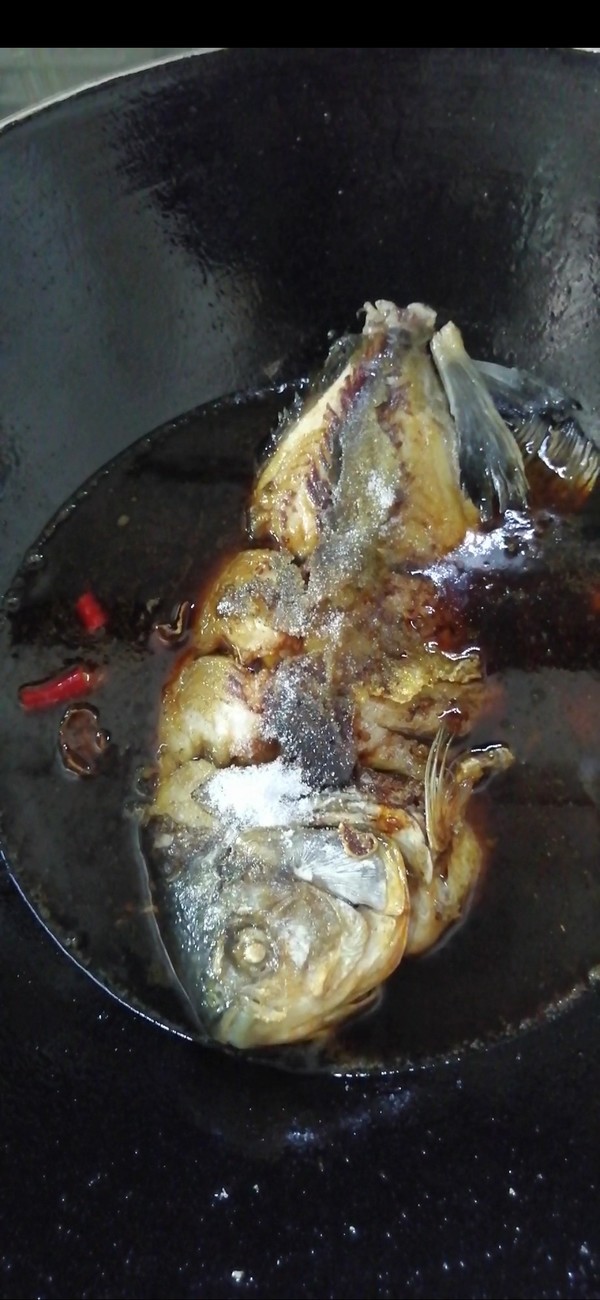 紅燒昌扁魚的做法-咸鮮味煮菜譜