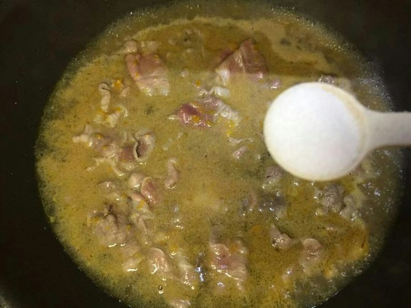 酸湯肥牛的做法-酸辣味煮菜譜