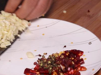 毛血旺的做法-家常味煮菜譜