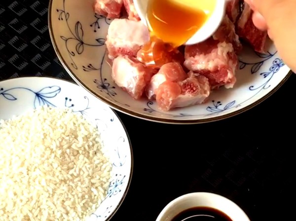 粉蒸排骨的做法-咸鮮味蒸菜譜