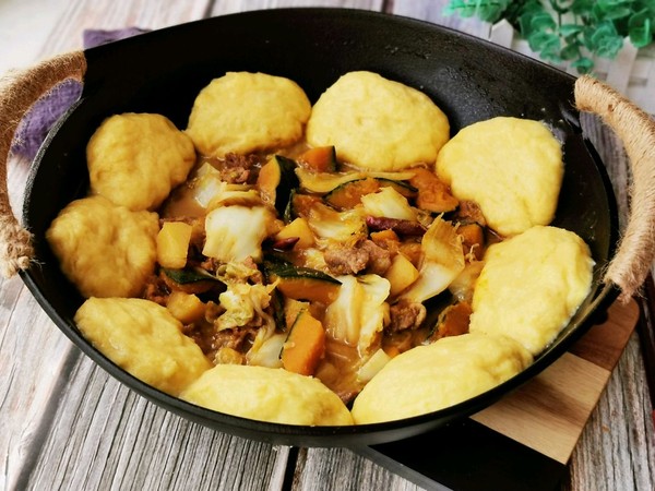 蔬菜燉牛肉貼餅子的做法-家常味燉菜譜