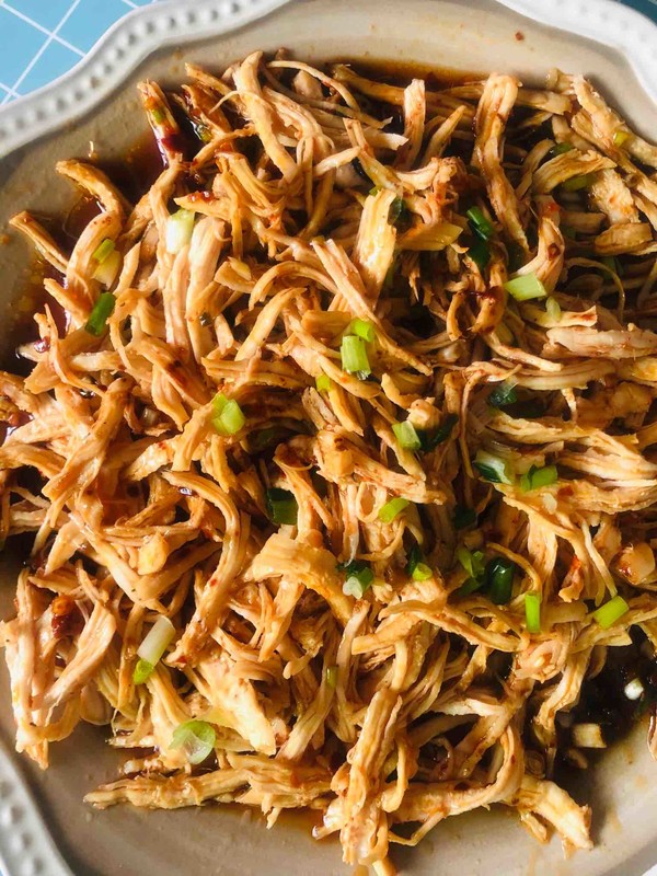 涼拌雞絲的做法-香辣味拌菜譜