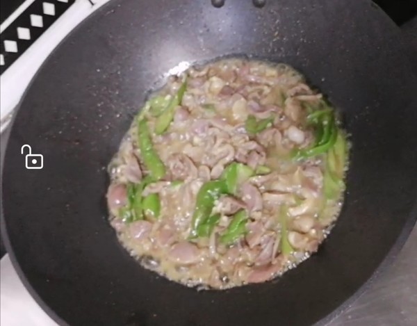 青辣椒炒雞腎的做法-家常味炒菜譜