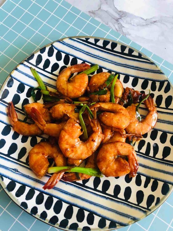 油燜蝦尾的做法-咸鮮味燜菜譜