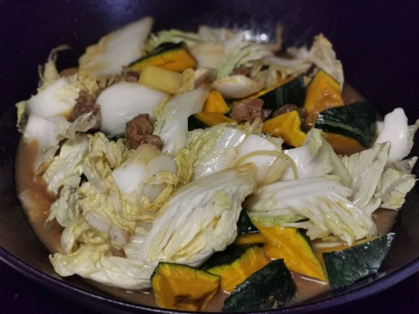 蔬菜燉牛肉貼餅子的做法-家常味燉菜譜