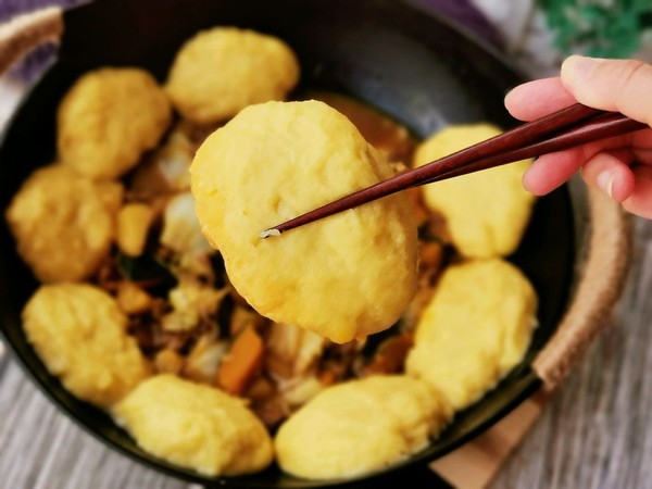 蔬菜燉牛肉貼餅子的做法-家常味燉菜譜