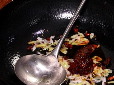 毛血旺的做法-家常味煮菜譜