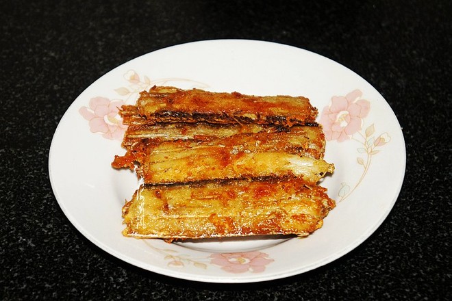 香煎帶魚的做法-咸鮮味煎菜譜