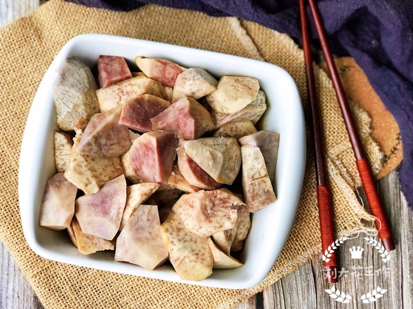 香蒸芋頭（咸鮮版）的做法-家常味蒸菜譜