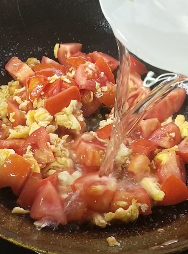 番茄炒雞蛋的做法-咸鮮味炒菜譜-易網(wǎng)健康養(yǎng)生網(wǎng) 番茄炒雞蛋的做法-咸鮮味炒菜譜