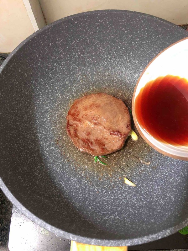 秘制香煎牛排的做法-咸鮮味煎菜譜