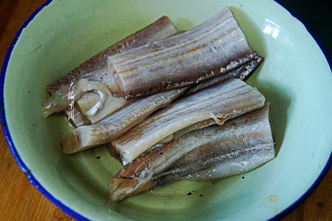 香煎帶魚的做法-咸鮮味煎菜譜