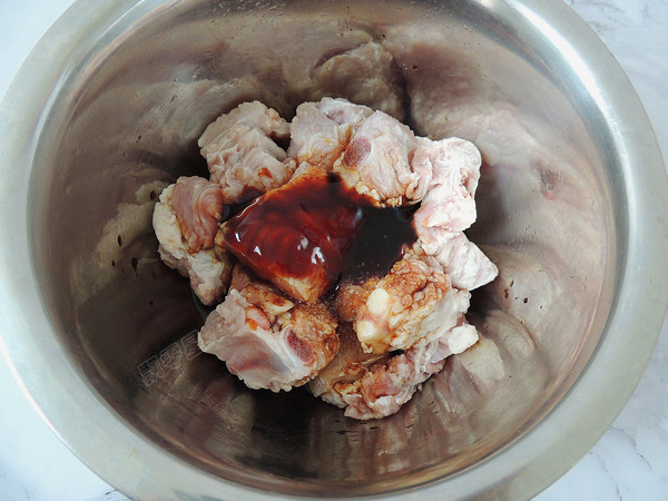 木耳蒸排骨的做法-家常味蒸菜譜