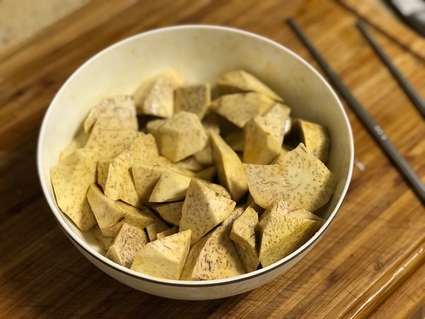 香蒸芋頭（咸鮮版）的做法-家常味蒸菜譜