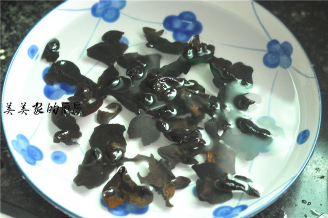 木耳山藥的做法-家常味炒菜譜-易網(wǎng)健康養(yǎng)生網(wǎng) 木耳山藥的做法-家常味炒菜譜