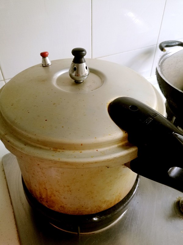 三色藜麥～藜麥蒸排骨的做法-家常味蒸菜譜