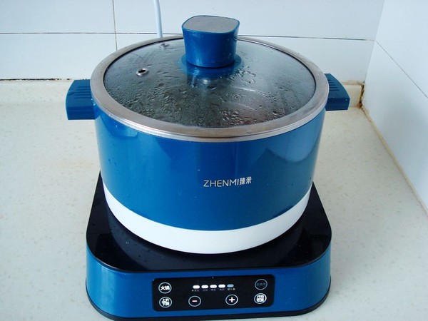 麻辣金針肥牛的做法-麻辣味煮菜譜