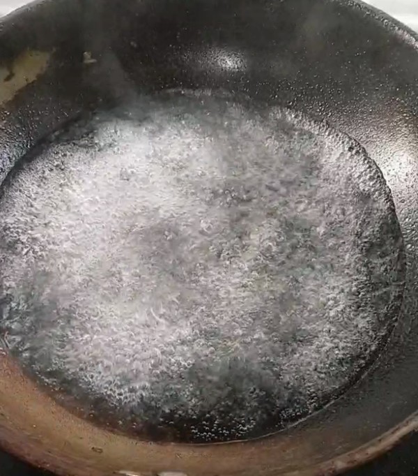 西芹腰果的做法-咸鮮味炒菜譜