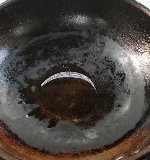 西芹腰果的做法-咸鮮味炒菜譜