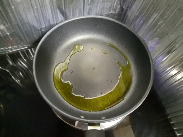 香煎雞翅的做法-家常味煎菜譜