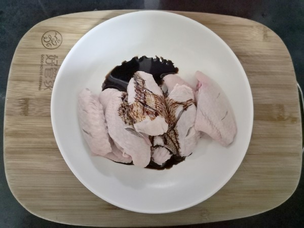 香煎雞翅的做法-家常味煎菜譜