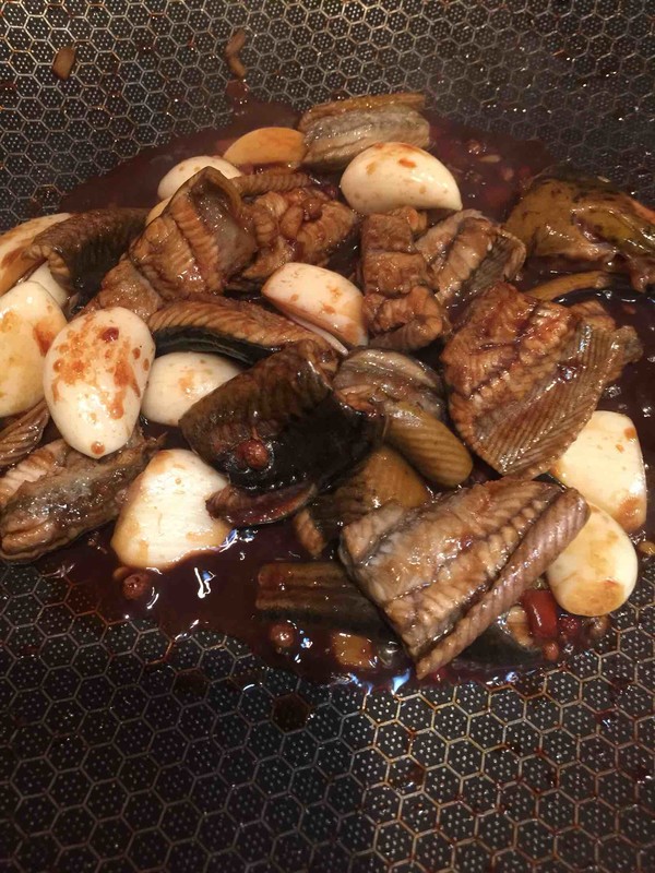 大蒜燒黃鱔的做法-蒜香味燒菜譜