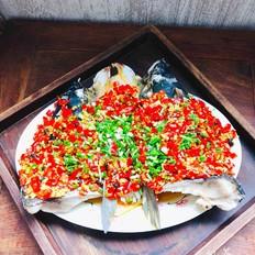 拿的出手的宴客菜，剁椒魚頭，超下飯零失敗的做法-咸鮮味蒸菜譜