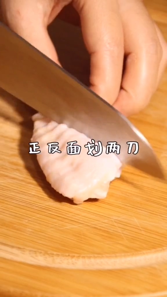 可樂雞翅的做法-咸鮮味炒菜譜-易網<a href=http://www.gyfww.com/ target=_blank class=infotextkey>健康養生</a>網 可樂雞翅的做法-咸鮮味炒菜譜