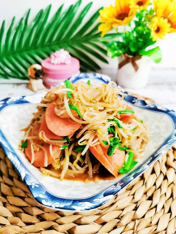 豆芽炒香腸的做法-咸鮮味炒菜譜
