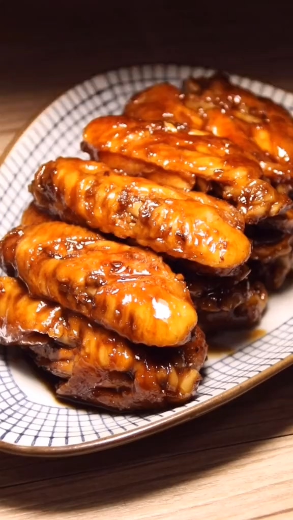 可樂雞翅的做法-咸鮮味炒菜譜