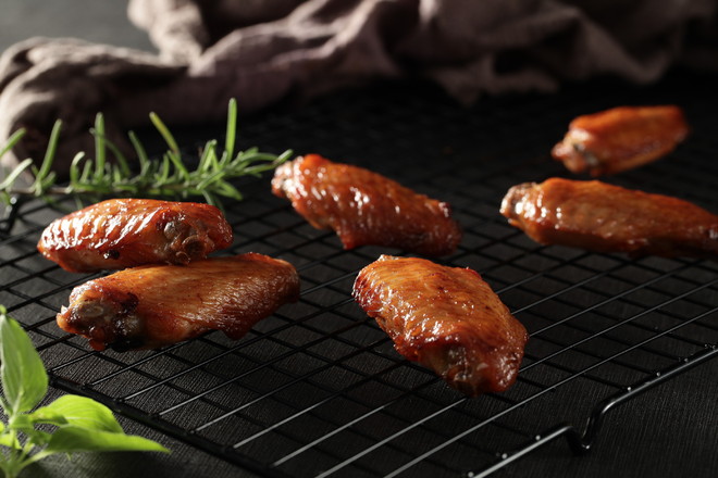 吃雞界明星新奧爾良雞翅的做法-醬香味蒸菜譜