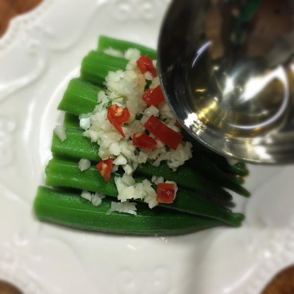 白灼秋葵的做法-家常味拌菜譜