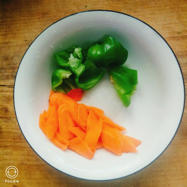 美味木耳的做法-家常味炒菜譜