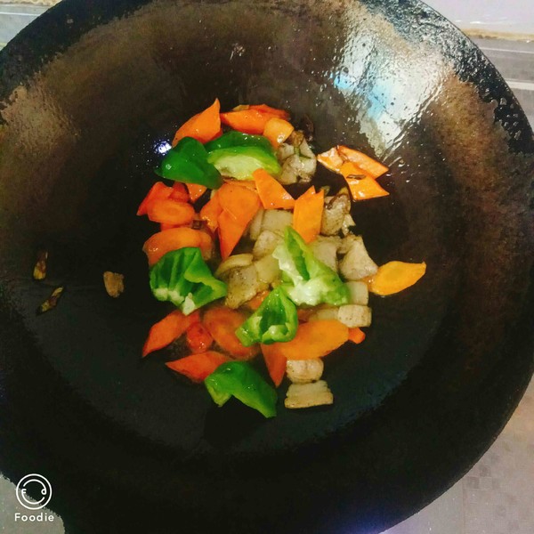 美味木耳的做法-家常味炒菜譜