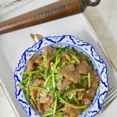 香菜嫩牛肉的做法-咸鮮味燒菜譜