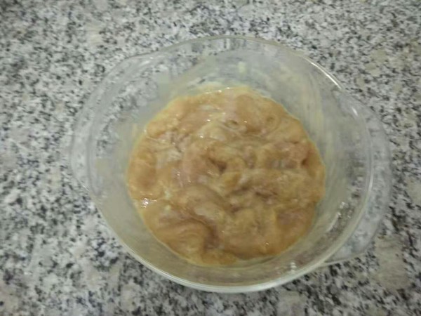 炒雞肉的做法-家常味炒菜譜-易網<a href=http://www.gyfww.com/ target=_blank class=infotextkey>健康養生</a>網 炒雞肉的做法-家常味炒菜譜