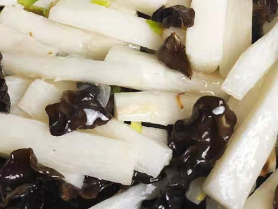 芹菜炒山藥的做法-家常味炒菜譜