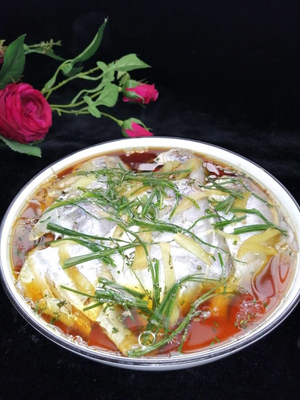 清蒸金昌魚的做法-咸鮮味蒸菜譜-易網健康養生網 清蒸金昌魚的做法-咸鮮味蒸菜譜