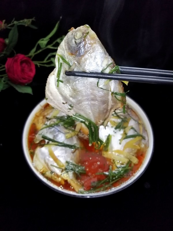 清蒸金昌魚的做法-咸鮮味蒸菜譜-易網健康養生網 清蒸金昌魚的做法-咸鮮味蒸菜譜