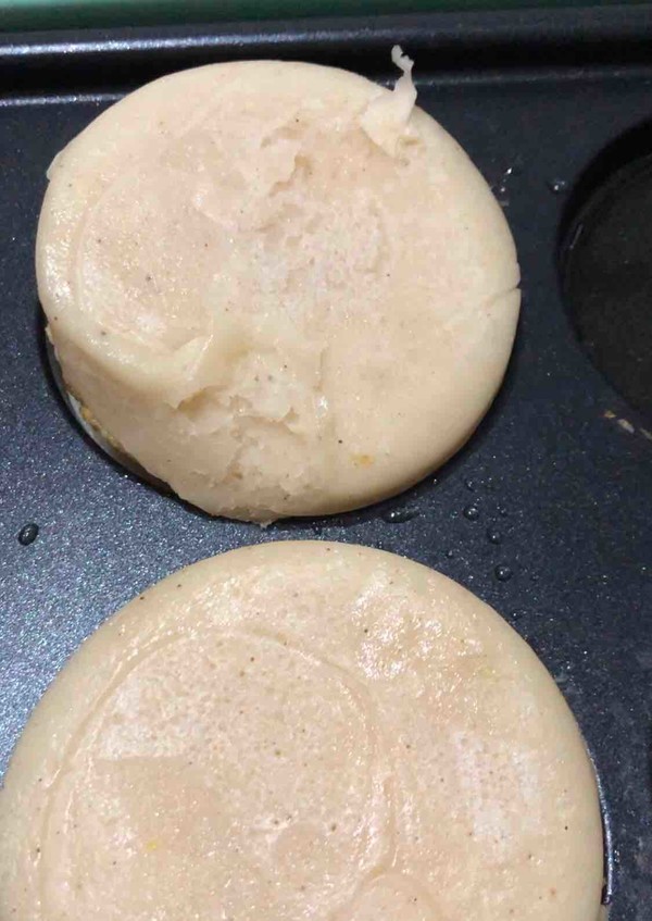 蝦仁雞蛋堡的做法-咸鮮味煎菜譜