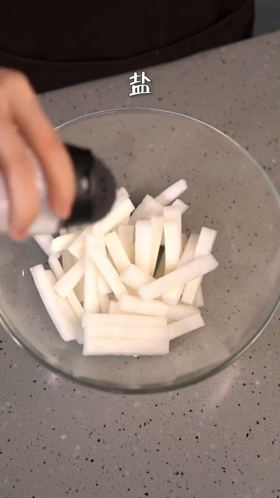 爽口脆蘿卜的做法-咸鮮味腌菜譜