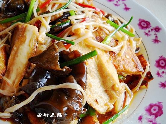 金針菇燴豆腐的做法-家常味燴菜譜