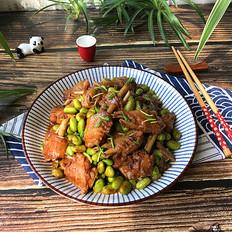 毛豆燒鴨翅的做法-家常味燒菜譜