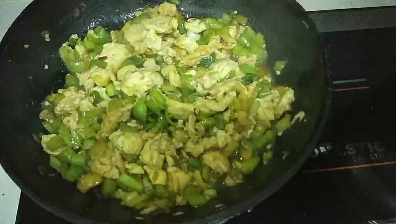 黃豆醬炒雞蛋尖椒的做法-香辣味炒菜譜