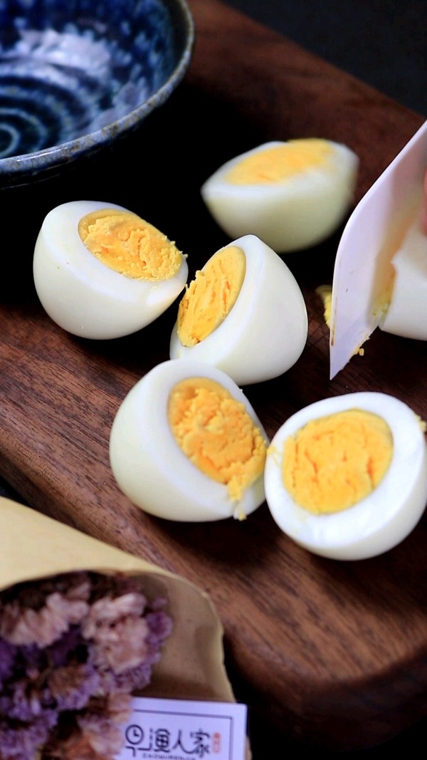 魚糕沙拉雞蛋杯的做法-酸辣味拌菜譜-易網(wǎng)健康養(yǎng)生網(wǎng) 魚糕沙拉雞蛋杯的做法-酸辣味拌菜譜