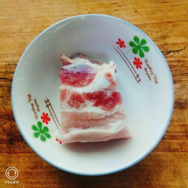 胡蘿卜白菜燉肉的做法-家常味燉菜譜-易網(wǎng)健康養(yǎng)生網(wǎng) 胡蘿卜白菜燉肉的做法-家常味燉菜譜