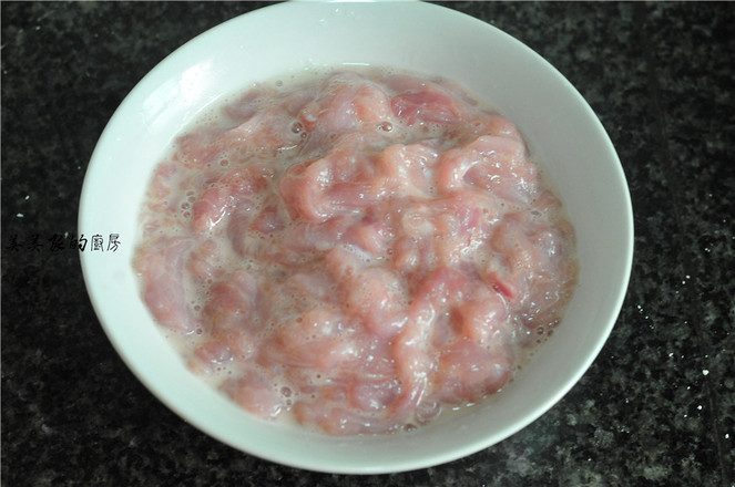 蒜爆肉片的做法-家常味炒菜譜-易網健康養生網 蒜爆肉片的做法-家常味炒菜譜