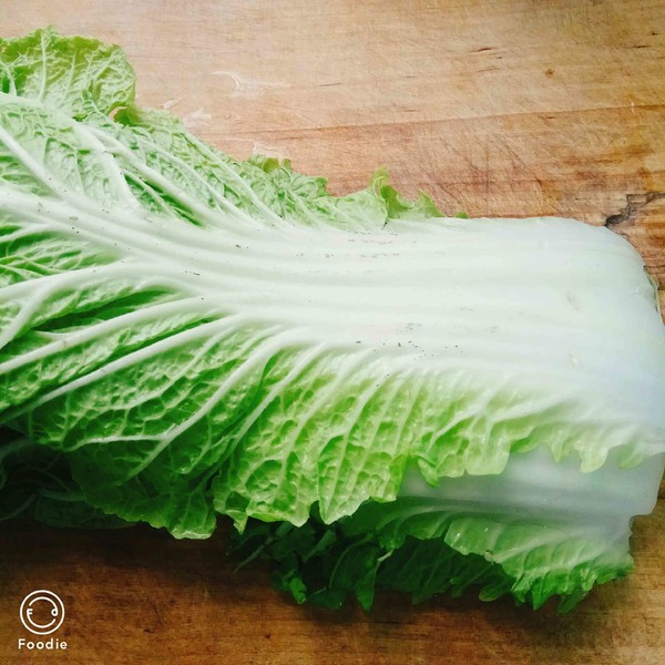 胡蘿卜白菜燉肉的做法-家常味燉菜譜-易網(wǎng)<a href=http://www.gyfww.com/ target=_blank class=infotextkey>健康養(yǎng)生</a>網(wǎng) 胡蘿卜白菜燉肉的做法-家常味燉菜譜